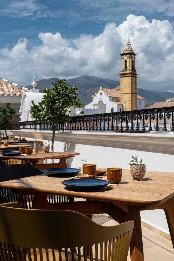 Hotel Silken El Pilar Andalucia เอสเตโปนา ภายนอก รูปภาพ