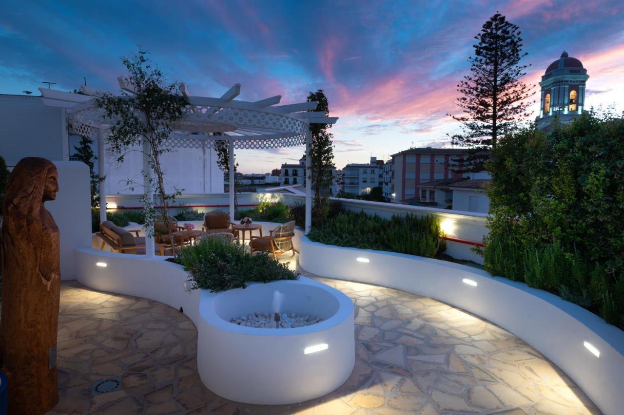 Hotel El Pilar Andalucia เอสเตโปนา ภายนอก รูปภาพ