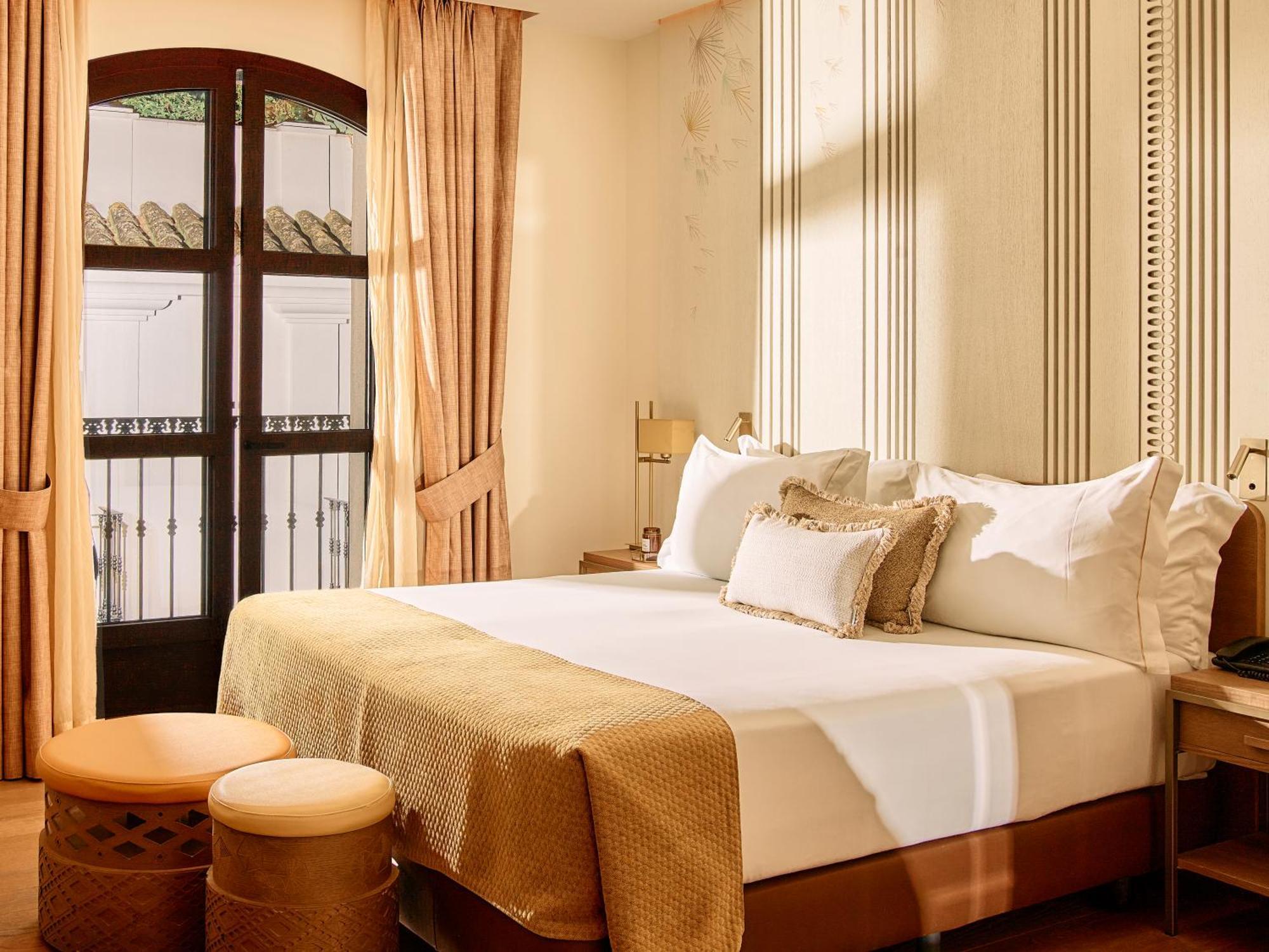 Hotel El Pilar Andalucia เอสเตโปนา ภายนอก รูปภาพ