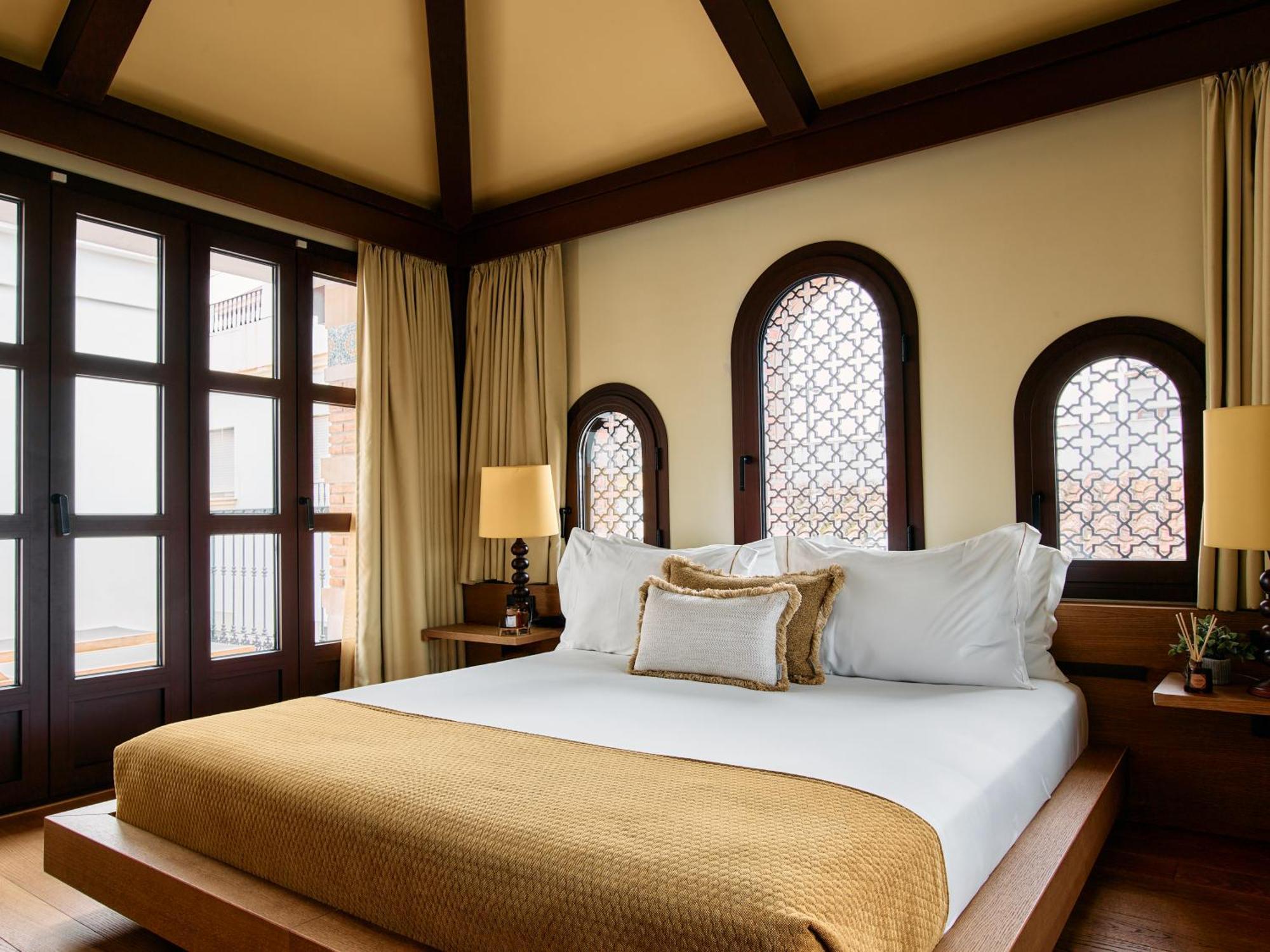 Hotel El Pilar Andalucia เอสเตโปนา ภายนอก รูปภาพ
